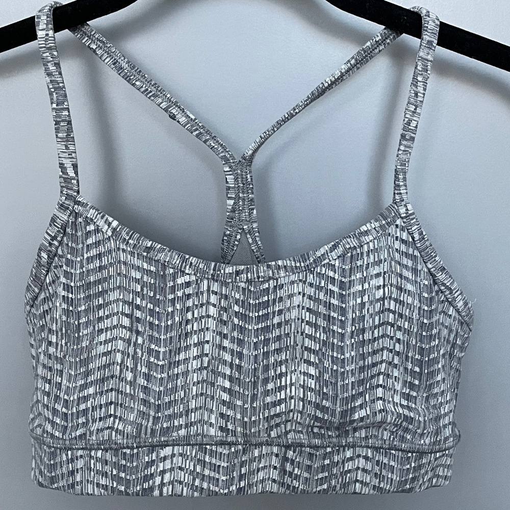 Lululemon Flow Y bra sz 6